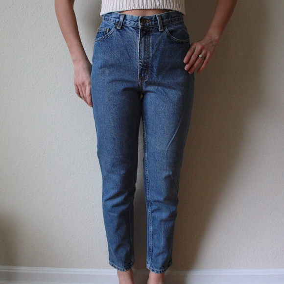 Vintage Denim - Vintage • High Waisted slim L.A. Blues Mom Jeans
